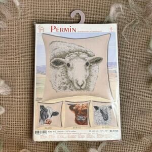 ⭐️Permin of Copenhagen NWT White Sheep Pillow Cross Stitch Kit Aida 100% Cotton